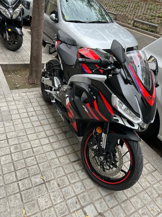 Aprilia RS 457 2024 Negra/Roja