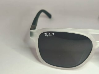 Gafas de Sol Blancas y Verdes Polarizadas