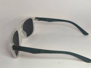 Gafas de Sol Blancas y Verdes Polarizadas