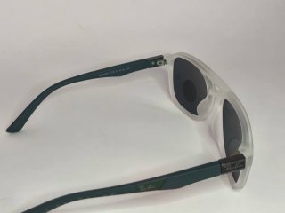 Gafas de Sol Blancas y Verdes Polarizadas
