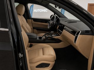 Porsche Cayenne -