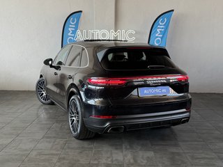Porsche Cayenne -
