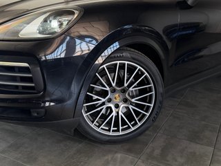 Porsche Cayenne -