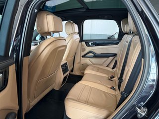 Porsche Cayenne -