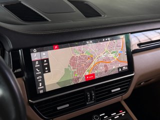 Porsche Cayenne -