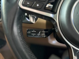 Porsche Cayenne -