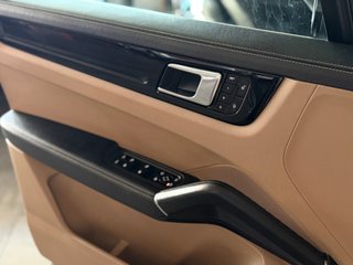 Porsche Cayenne -