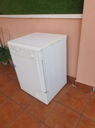 Secadora Indesit 7kg Condensación