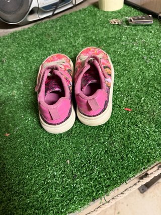 Deportivas Niña Encanto Multicolor talla 27