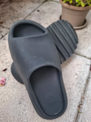 Sandali Adidas Yeezy Donna Nere