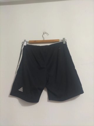 Pantalón corto Adidas negro