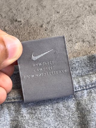 Camiseta Nike Vintage Logo Swoosh 2000s