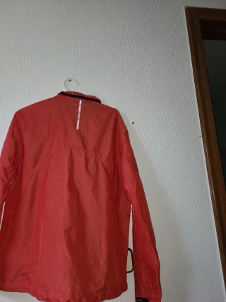 Cortavientos K-SWISS Rojo
