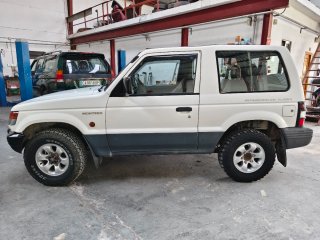 Mitsubishi Montero 1995