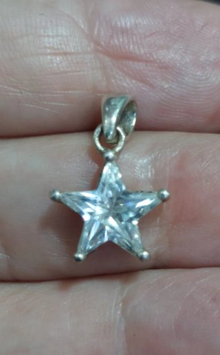 Cadena y Colgante de Plata de Ley