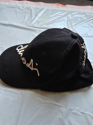 Lote Gorra Ducati + 2 Llaveros Dainese