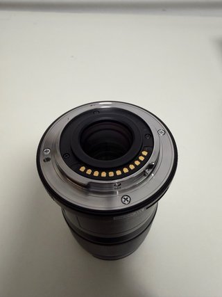 Olympus M.Zuiko 60mm f/2.8 macro con filtro UV