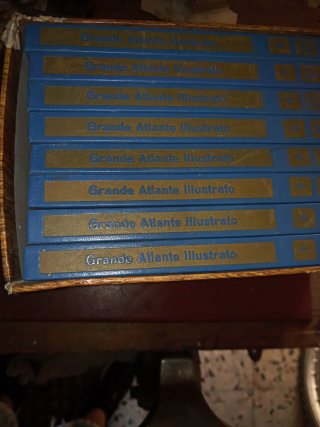 Atlante Illustrato Mondadori 4 volumi