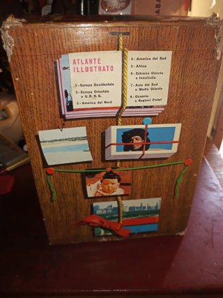 Atlante Illustrato Mondadori 4 volumi