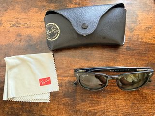 Gafas de sol Ray-Ban Wayfarer Polarizadas Negras