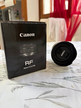Objetivo Canon RF 16mm f2.8 STM