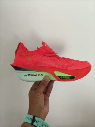 T42,5 Nike  Air Zoom Alphafly Next% 3 Rojas