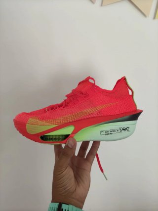 T42,5 Nike  Air Zoom Alphafly Next% 3 Rojas
