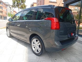Peugeot 5008 2014