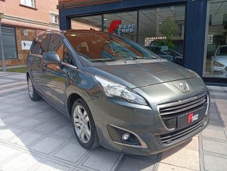 Peugeot 5008 2014