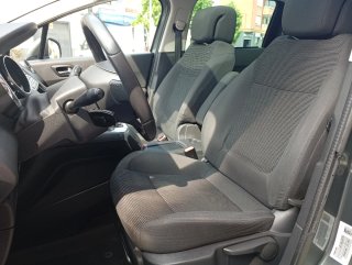 Peugeot 5008 2014