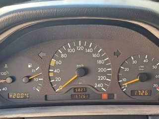 Mercedes-Benz Classe E (214) 1996