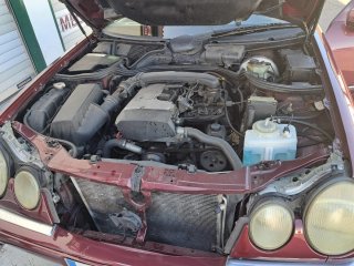 Mercedes-Benz Classe E (214) 1996