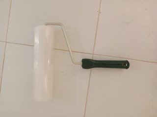 Rodillo de púas para mortero autonivelante