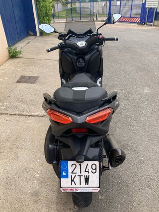 Yamaha Xmax 300