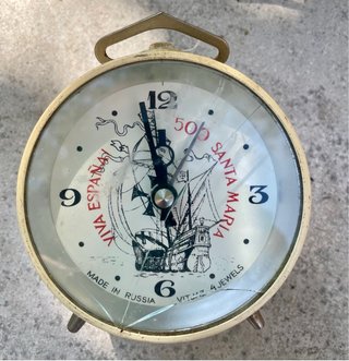 Sveglia Vintage 500 Santa Maria, fatta in Russia