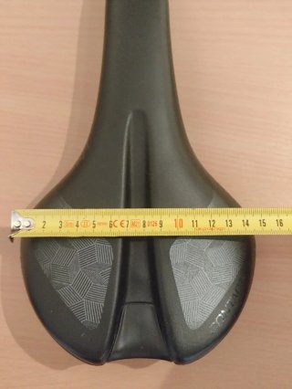 Sillín Liv Upright Mujer Negro