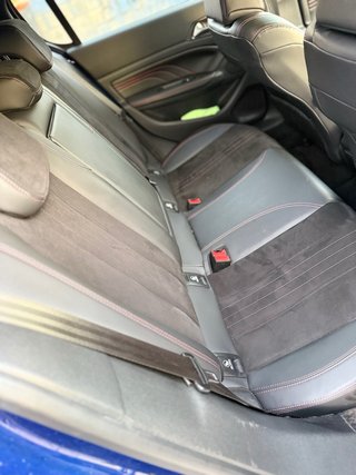 Peugeot 308 2015