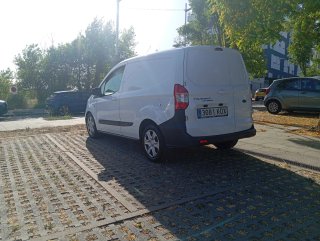Ford Transit Courier 2017