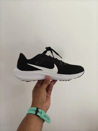 T41 Nike Air Zoom Pegasus 40  Negras