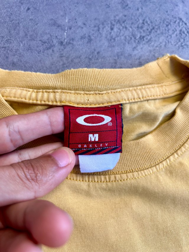 Camiseta Oakley Vintage 90s Y2k Flame