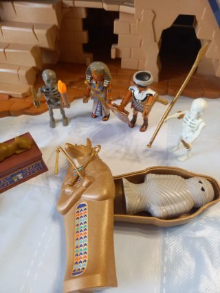 Pirámide Egipto Playmobil con figuras