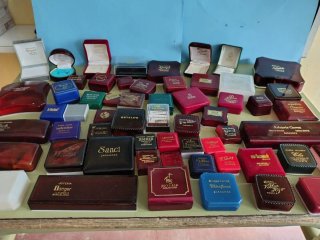 Lote de antiguas cajas de joyería
