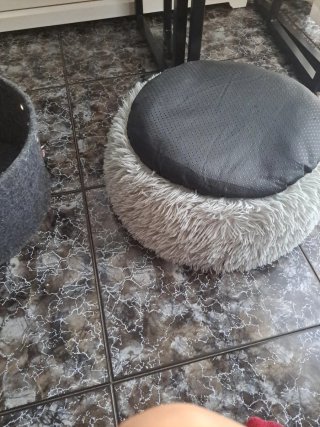 Cama para mascotas suave y cómoda