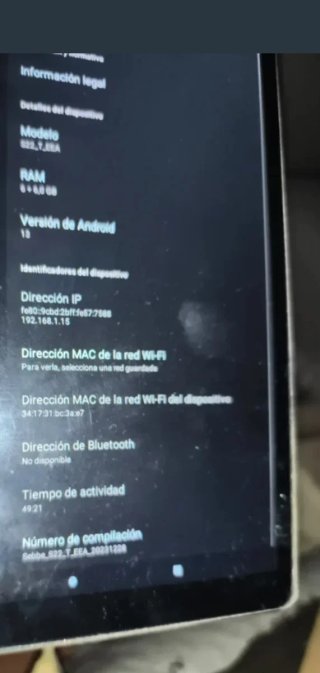 Tablet con teclado casi nueva URGE VENTA