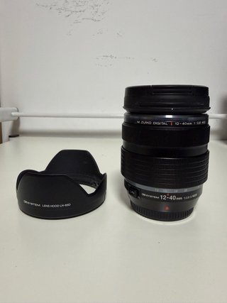 OM SYSTEM M.ZUIKO 12-40mm F2.8 PRO II EN GARANTÍA