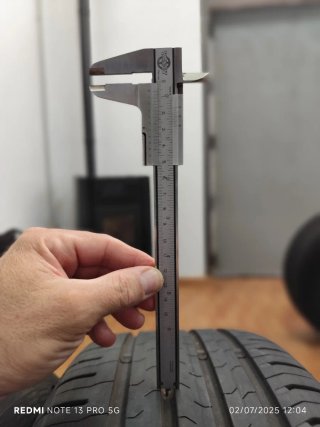 Neumático Continental 235/60 R18 V XL