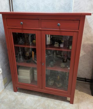 Vitrina Ikea Roja Cristal Madera