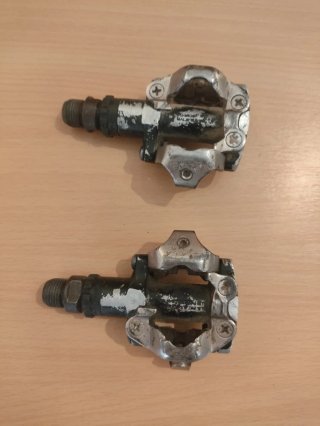 Pedales automáticos Shimano