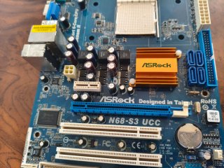 Placa Base ASRock N68-S3 UCC AM3 DDR3