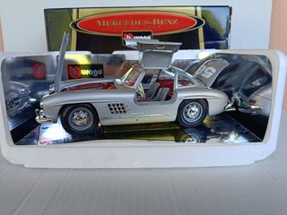 1/18 MODELLO MERCEDES BENZ 300 SL 58 GREY BURAGO
